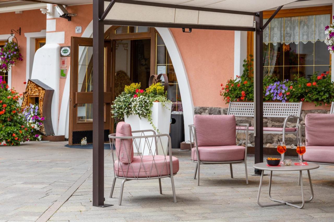 Hotel La Serenella Moena Luaran gambar