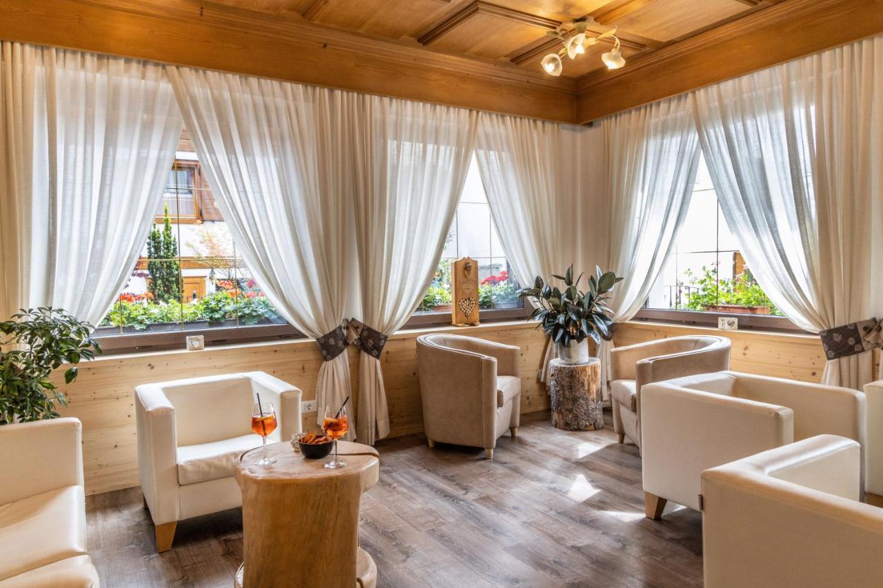 Hotel La Serenella Moena Luaran gambar
